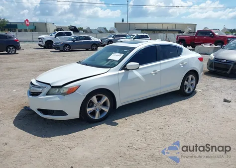 2014 Acura Ilx 2.0L из США, поврежденный, VIN 19VDE1F3XEE015185
